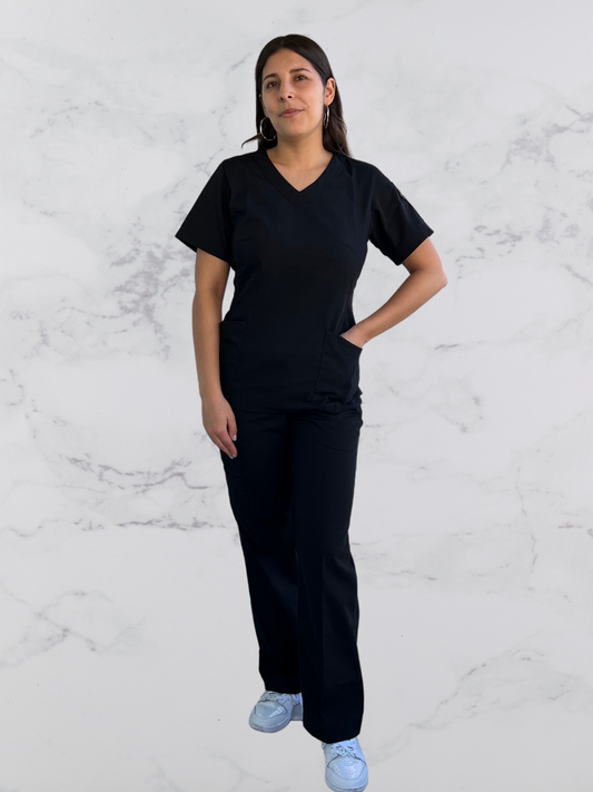 Conjunto Urban Scrub + Pantalón negro en poplin alto tráfico