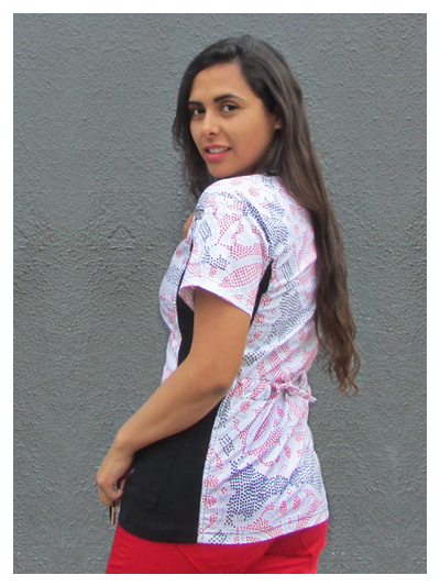 Blusón Urban puntitos rojos