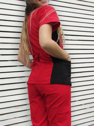 Conjunto Urban Scrub + Pantalón rojo
