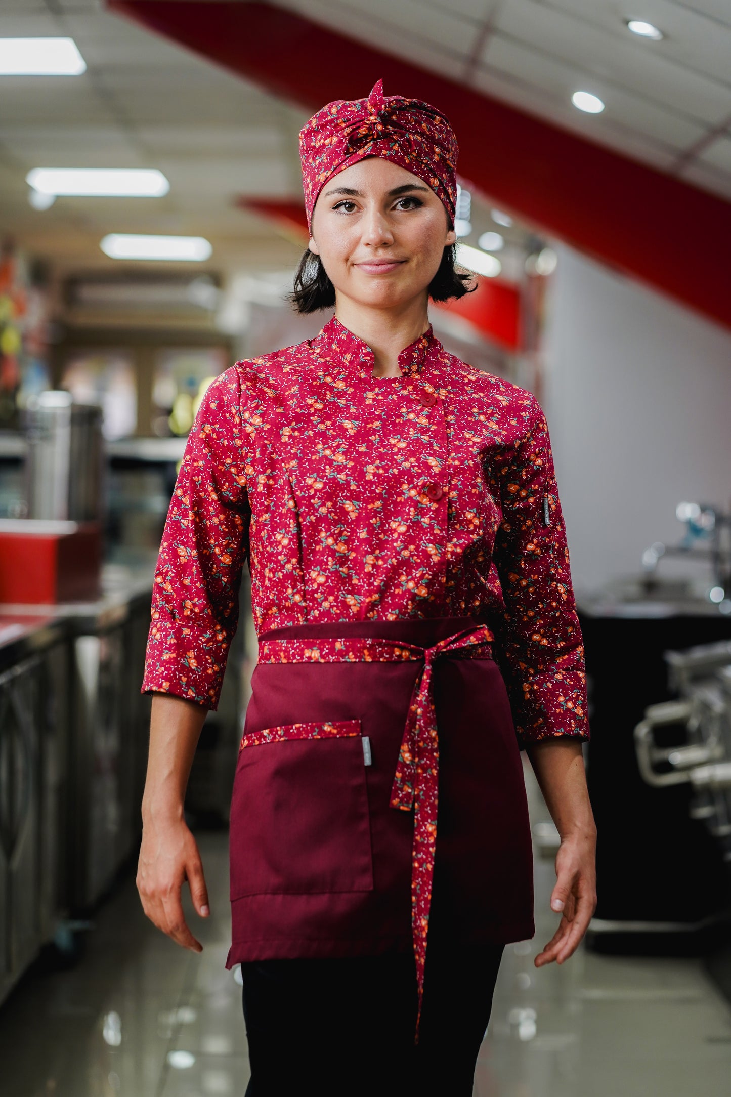 Chaqueta Laura Cabernet– Flores Burdeo E27