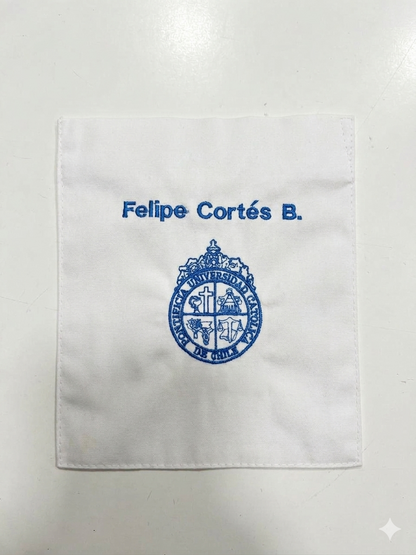 Convenio Facultad de Medicina UC – Delantales Bordados