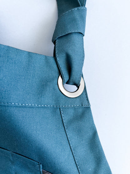 pechera CAM en tela Oxford color petróleo