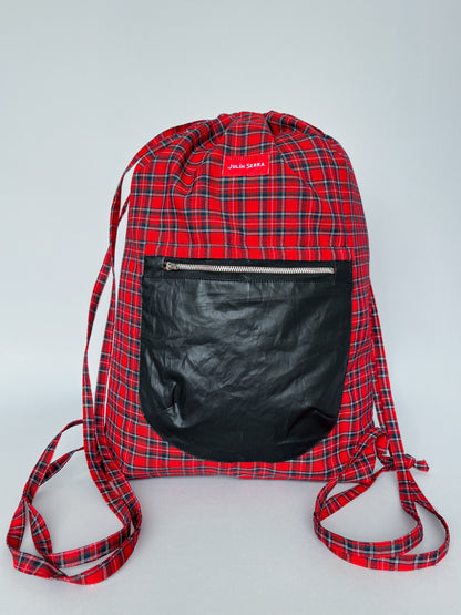 Bolso Mochila Sombra Punk – Edición Artesanal Julin Serra