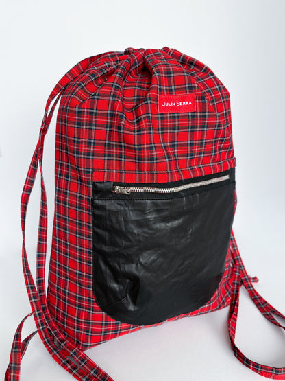 Bolso Mochila Sombra Punk – Edición Artesanal Julin Serra