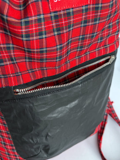 Bolso Mochila Sombra Punk – Edición Artesanal Julin Serra