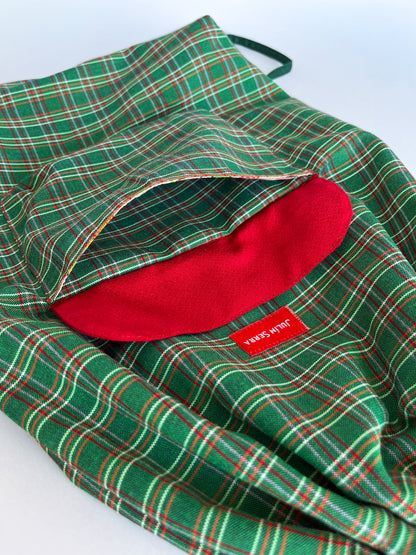 Bolso Mochila Verde Escocés – Edición Artesanal Julin Serra