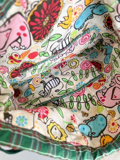 Bolso Mochila Verde Escocés – Edición Artesanal Julin Serra