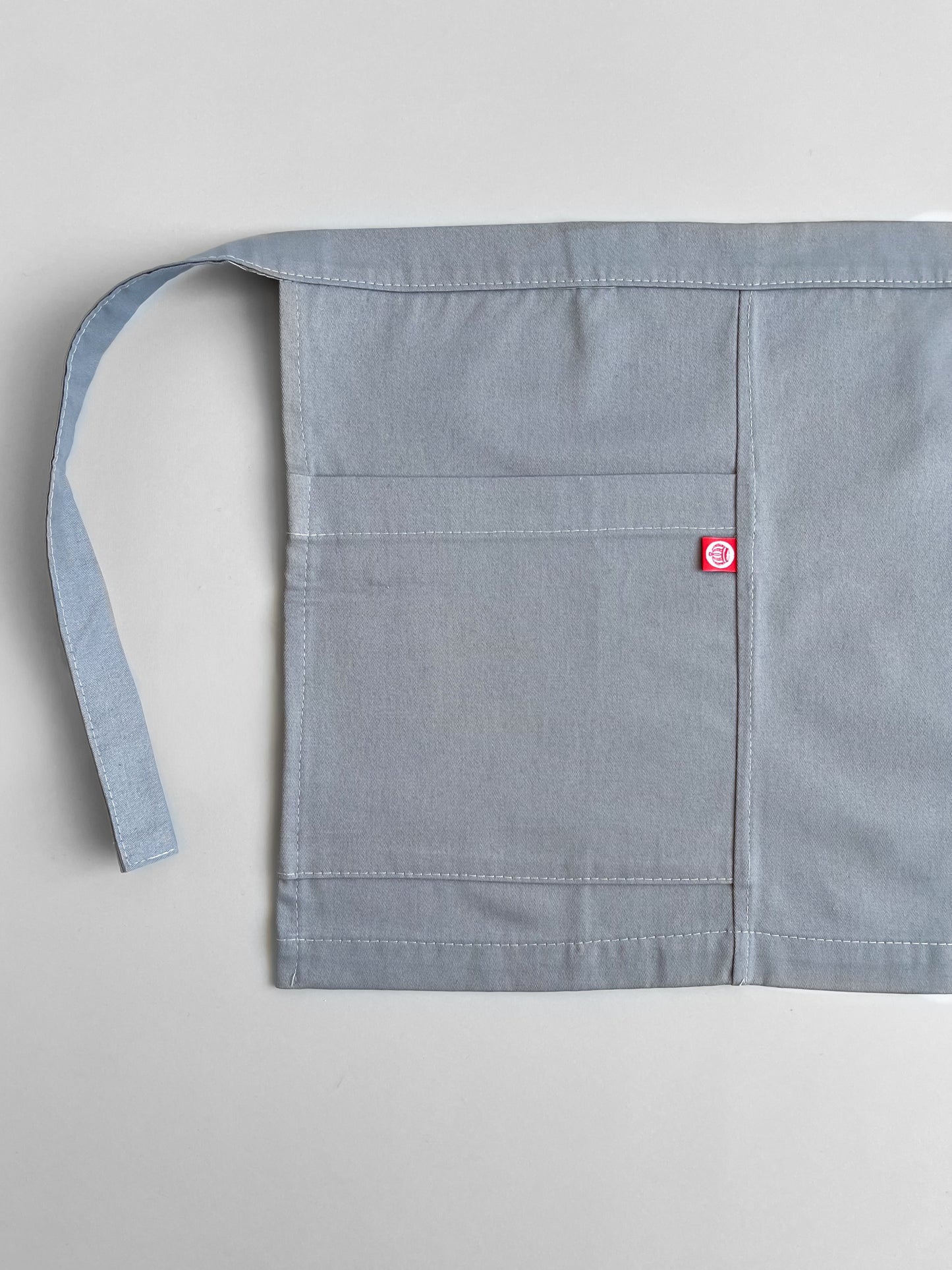 Mandil Corto ecogris – Colección Gran Reserva SS25/26