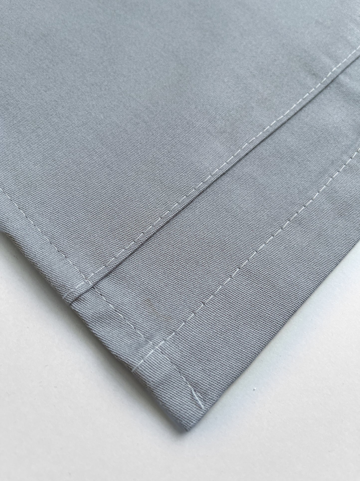 Mandil Corto ecogris – Colección Gran Reserva SS25/26