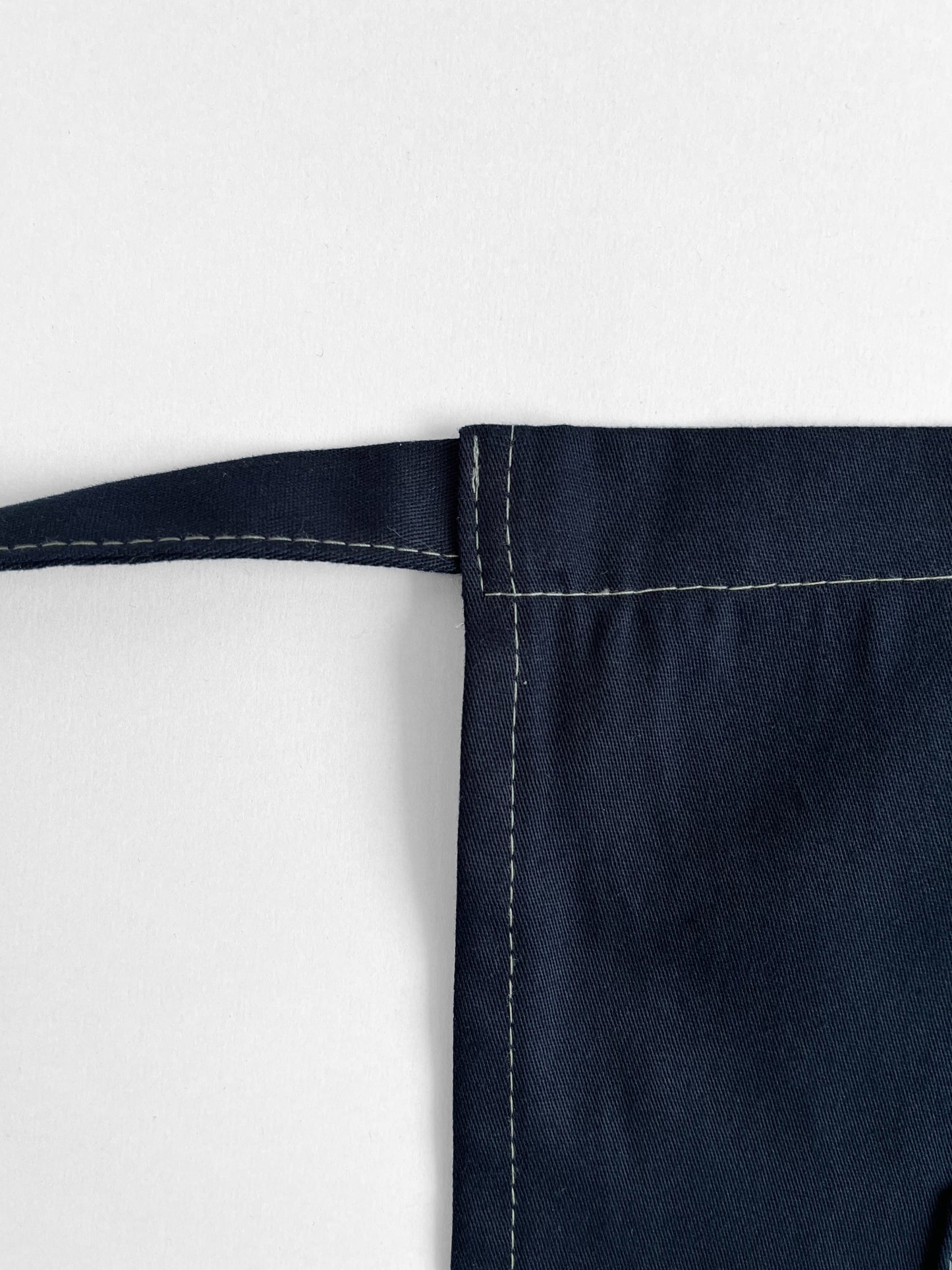 Mandil City Eco Azul – Colección Ecofriendly