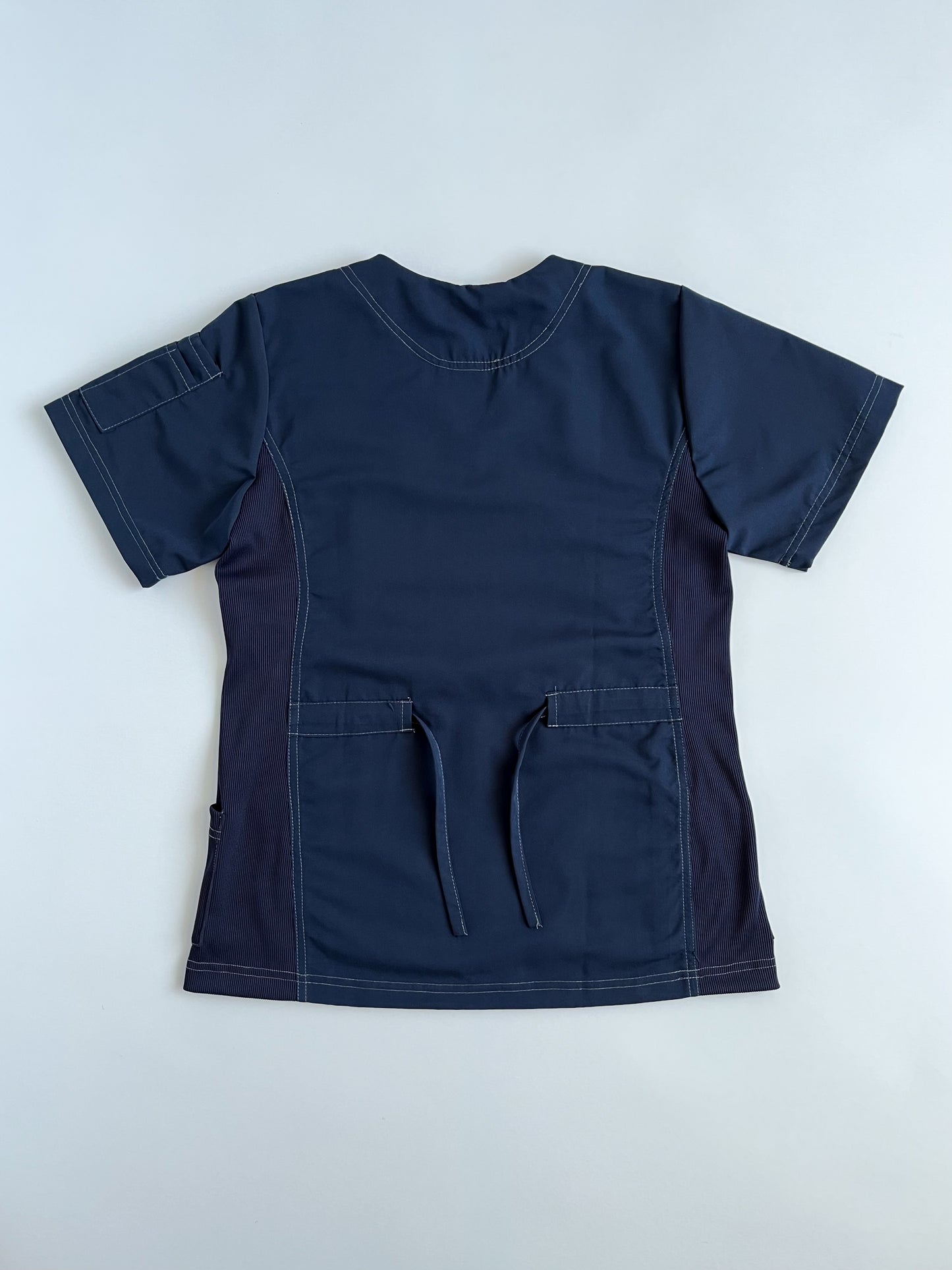 Conjunto Clínico ANTIFLUIDOS Urban Blusón + Pantalón azul marino