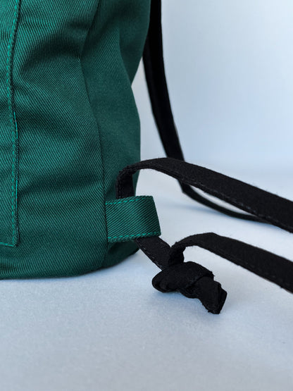 Bolso Mochila Verde Bosque – Edición Artesanal Julin Serra