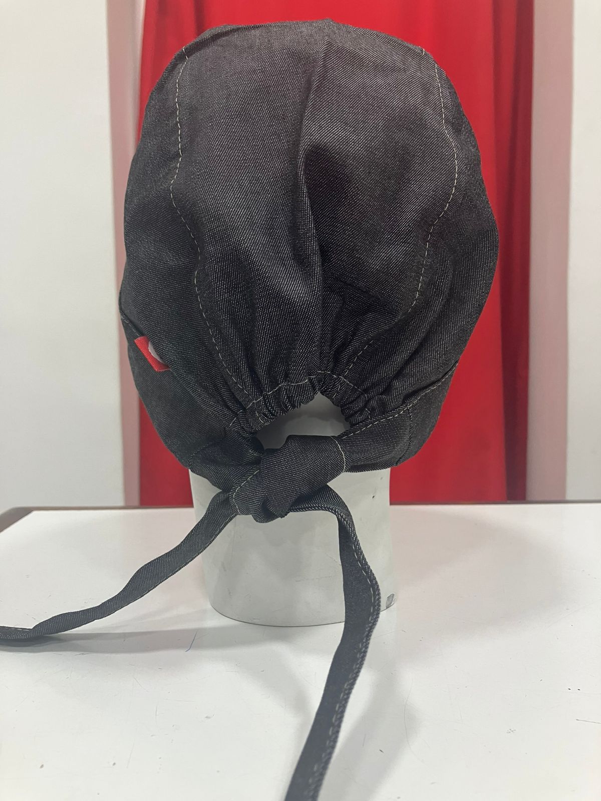 Gorro Brasserie bandana mezclilla negra delgada