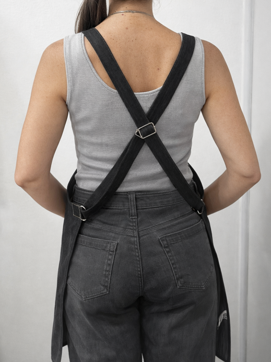 Pechera Barista con Amarras Cruzadas