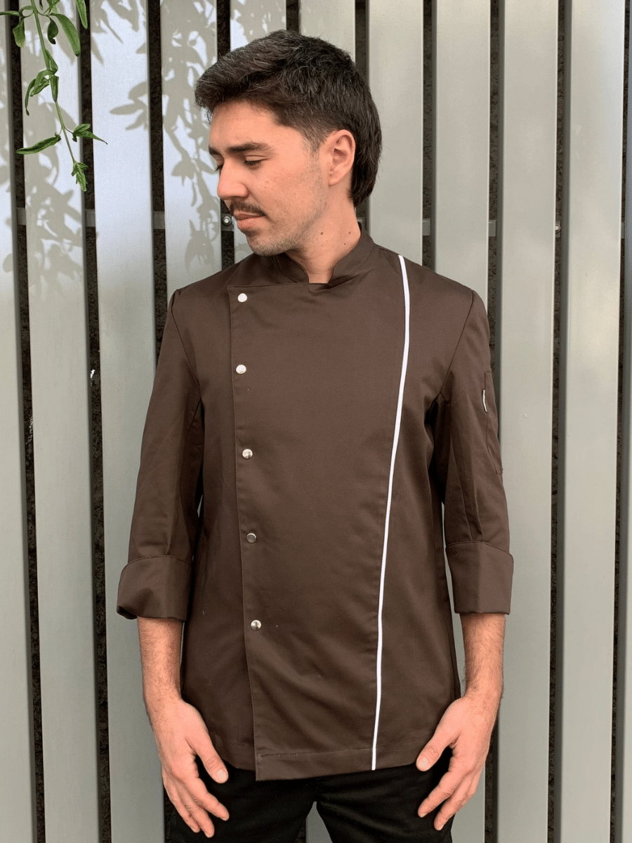 Chaqueta Chocolate Hombre con broches